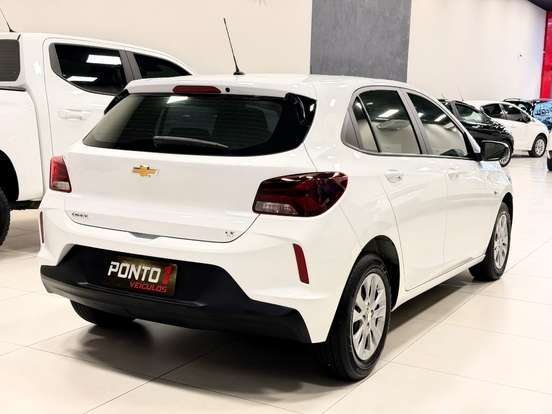 CHEVROLET-ONIX-2022