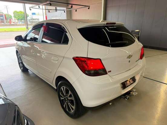 CHEVROLET-ONIX-2014
