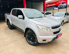 CHEVROLET S10 2.4 LS 4X2 CD 8V FLEX 4P MANUAL CHEVROLET S10 2.4 LS 4X2 CD 8V FLEX 4P MANUAL