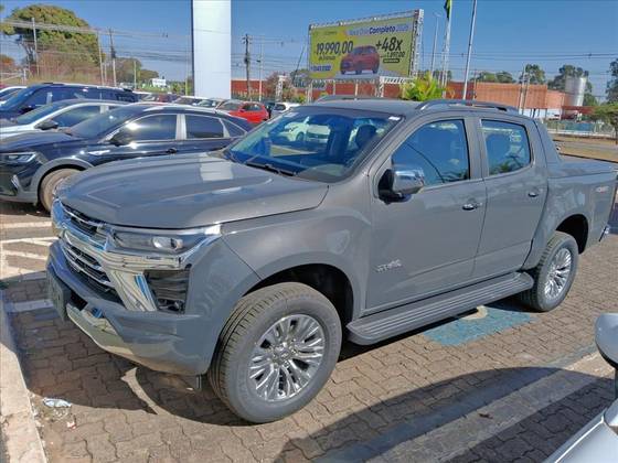 CHEVROLET S10 2.8 16V TURBO DIESEL HIGH COUNTRY CD 4X4 AUTOMÁTICO