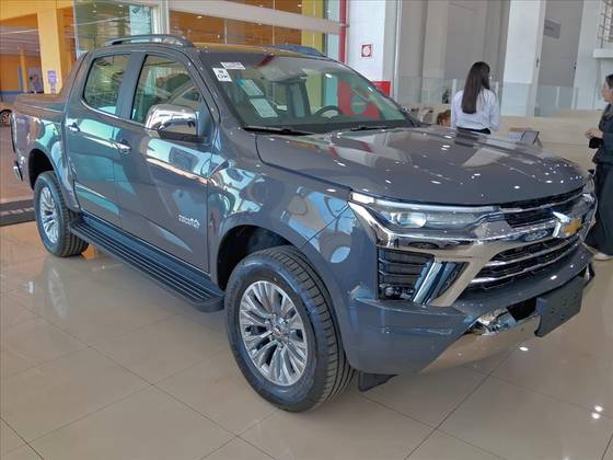 CHEVROLET S10 2.8 16V TURBO DIESEL HIGH COUNTRY CD 4X4 AUTOMÁTICO