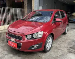 CHEVROLET SONIC 1.6 LTZ 16V FLEX 4P AUTOMÁTICO CHEVROLET SONIC 1.6 LTZ 16V FLEX 4P AUTOMÁTICO