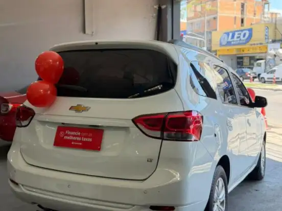 CHEVROLET-SPIN-1.8 LS 8V FLEX 4P AUTOMÁTICO CHEVROLET-SPIN-2022