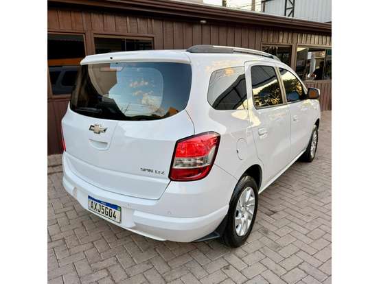 CHEVROLET-SPIN-2013