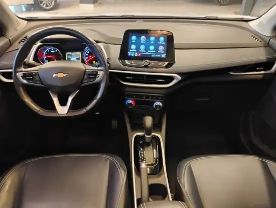 CHEVROLET-TRACKER-2023