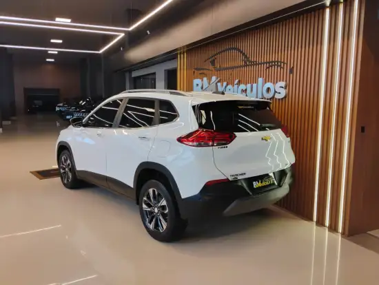 CHEVROLET-TRACKER-2023