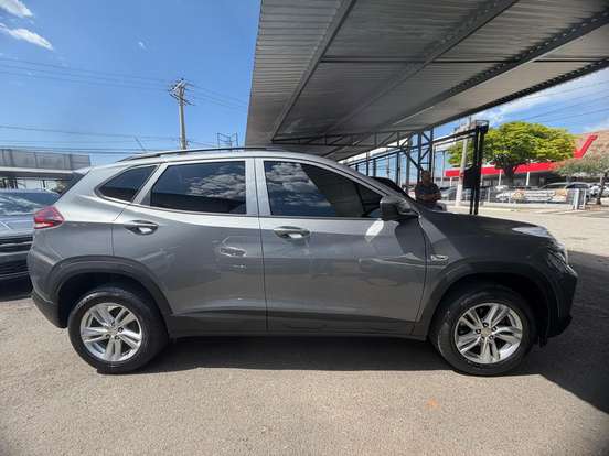 CHEVROLET-TRACKER-2020