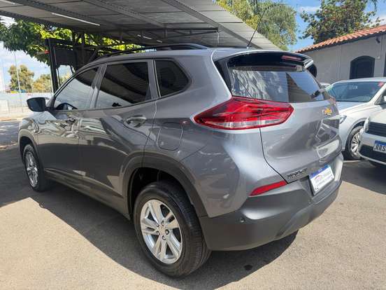 CHEVROLET-TRACKER-2020