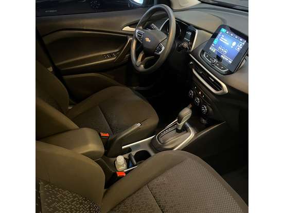 CHEVROLET-TRACKER-2024