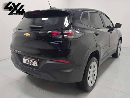 CHEVROLET-TRACKER-2025
