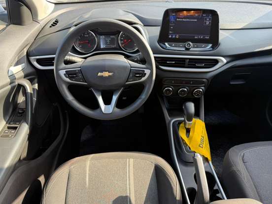 CHEVROLET-TRACKER-2024