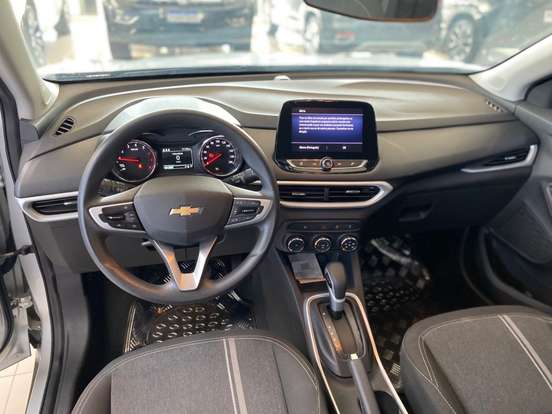 CHEVROLET-TRACKER-2020