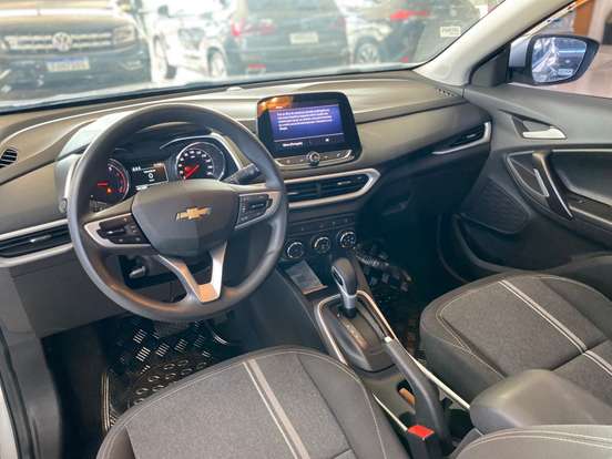 CHEVROLET-TRACKER-2020