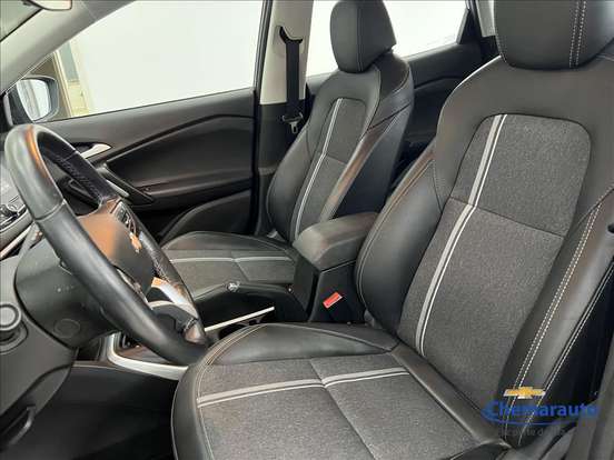 CHEVROLET-TRACKER-2023