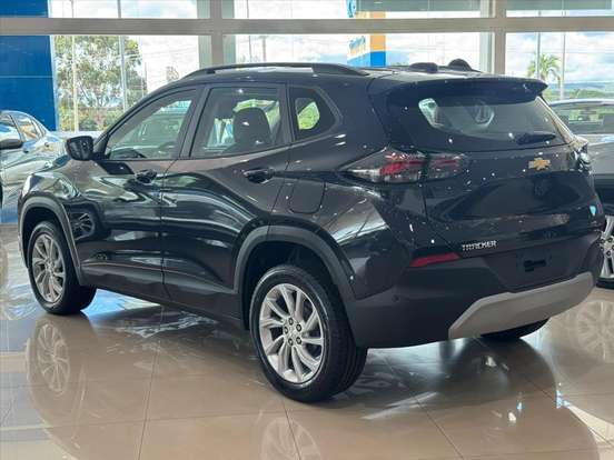 CHEVROLET-TRACKER-2025