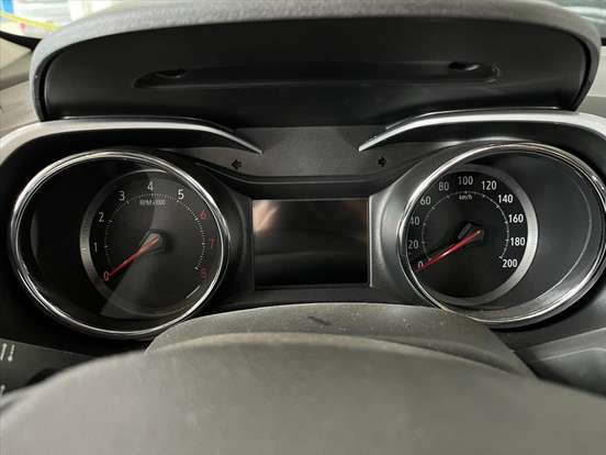 CHEVROLET-TRACKER-2024