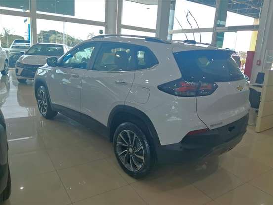 CHEVROLET-TRACKER-2025