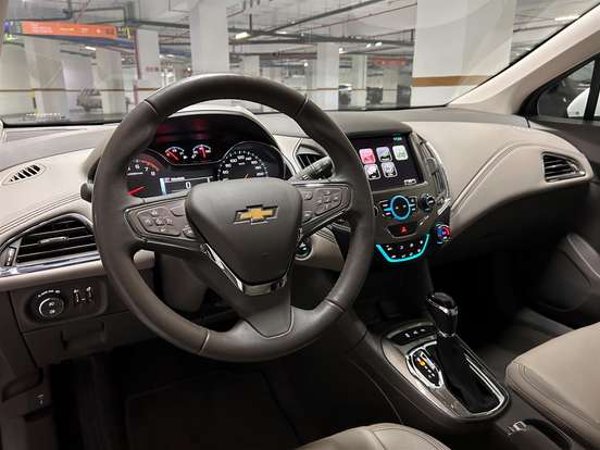 CHEVROLET-CRUZE-2019