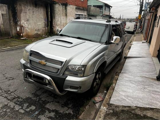 CHEVROLET S10 2.4 MPFI EXECUTIVE 4X2 CD 8V FLEX 4P MANUAL