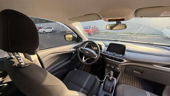 CHEVROLET-TRACKER-2022