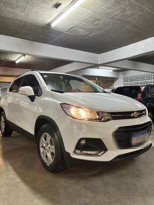 CHEVROLET-TRACKER-2019