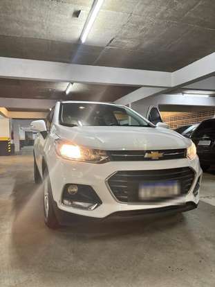 CHEVROLET-TRACKER-2019