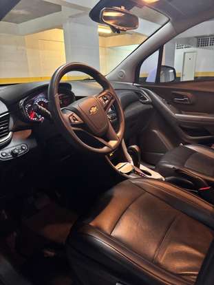 CHEVROLET-TRACKER-2019