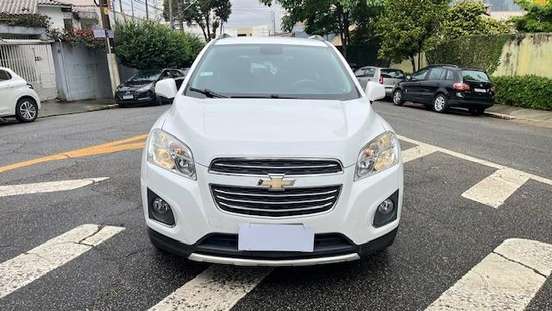 CHEVROLET-TRACKER-2016
