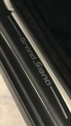 FIAT-GRAND SIENA-2015