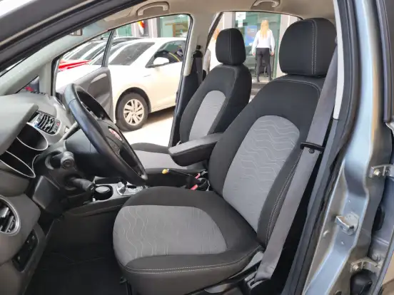 FIAT-PUNTO-1.6 ESSENCE 16V FLEX 4P AUTOMATIZADO FIAT-PUNTO-2012