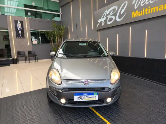 FIAT-PUNTO-1.6 ESSENCE 16V FLEX 4P AUTOMATIZADO FIAT-PUNTO-2012