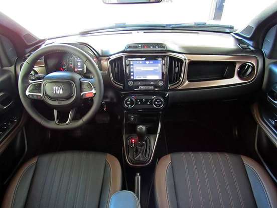 FIAT-STRADA-2025