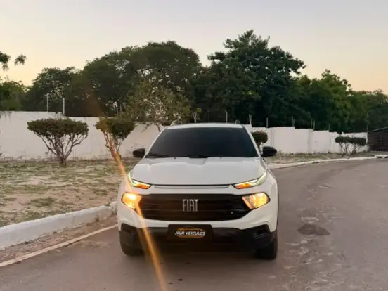 FIAT-TORO-1.3 TURBO 270 FLEX ENDURANCE AT6 FIAT-TORO-2021
