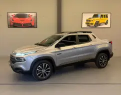 FIAT TORO 2.0 16V TURBO DIESEL ULTRA 4WD AT9 FIAT TORO 2.0 16V TURBO DIESEL ULTRA 4WD AT9
