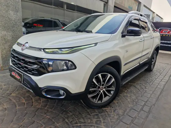 FIAT TORO 2.0 16V TURBO DIESEL VOLCANO 4WD AT9