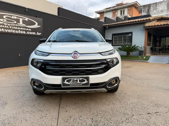 FIAT TORO 2.0 16V TURBO DIESEL VOLCANO 4WD AT9