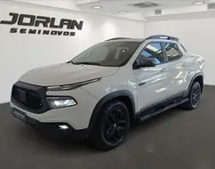 FIAT TORO 2.0 16V TURBO DIESEL ULTRA 4WD AT9 FIAT TORO 2.0 16V TURBO DIESEL ULTRA 4WD AT9