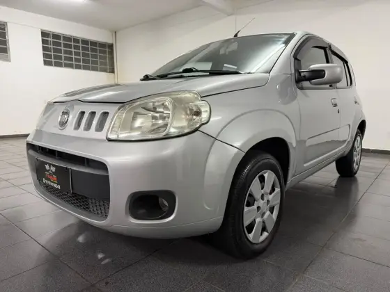 FIAT UNO 1.0 EVO VIVACE 8V FLEX 4P MANUAL