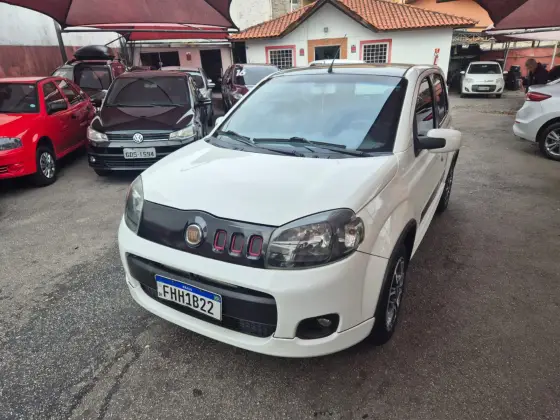 FIAT UNO 1.4 EVO SPORTING 8V FLEX 4P MANUAL