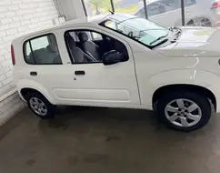 FIAT UNO 1.0 EVO VIVACE 8V FLEX 4P MANUAL FIAT UNO 1.0 EVO VIVACE 8V FLEX 4P MANUAL