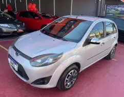 FORD FIESTA 1.0 ROCAM HATCH 8V FLEX 4P MANUAL FORD FIESTA 1.0 ROCAM HATCH 8V FLEX 4P MANUAL