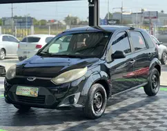 FORD FIESTA 1.0 ROCAM 8V FLEX 4P MANUAL FORD FIESTA 1.0 ROCAM 8V FLEX 4P MANUAL
