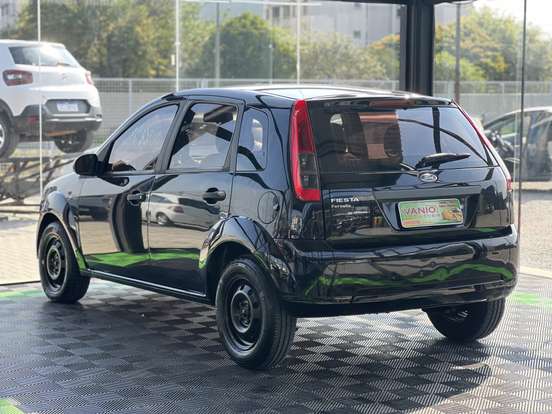 FORD-FIESTA-2012