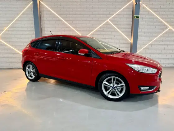 FORD FOCUS 1.6 SE PLUS 16V FLEX 4P MANUAL