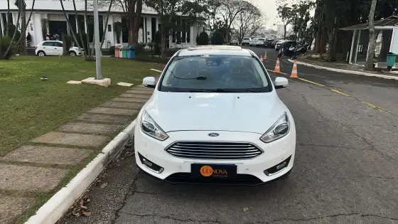 FORD FOCUS 2.0 TITANIUM PLUS FASTBACK 16V FLEX 4P POWERSHIFT