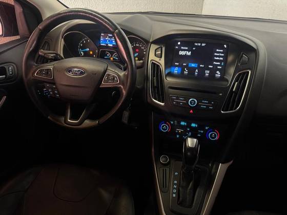 FORD FOCUS 2.0 SE 16V FLEX 4P POWERSHIFT