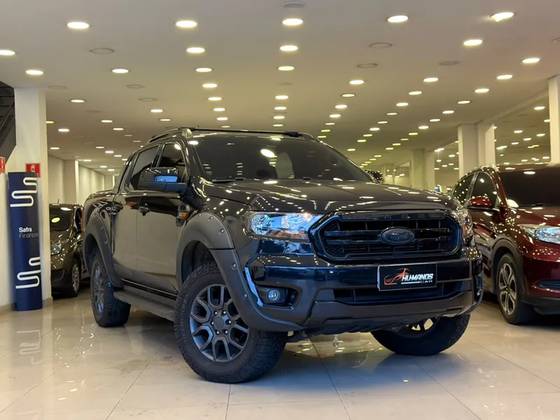 FORD RANGER 2.2 BLACK 4X2 CD 16V DIESEL 4P AUTOMÁTICO