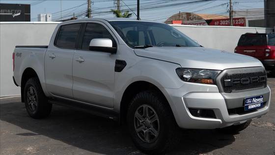 FORD RANGER 2.2 XLS 4X4 CD 16V DIESEL 4P AUTOMÁTICO