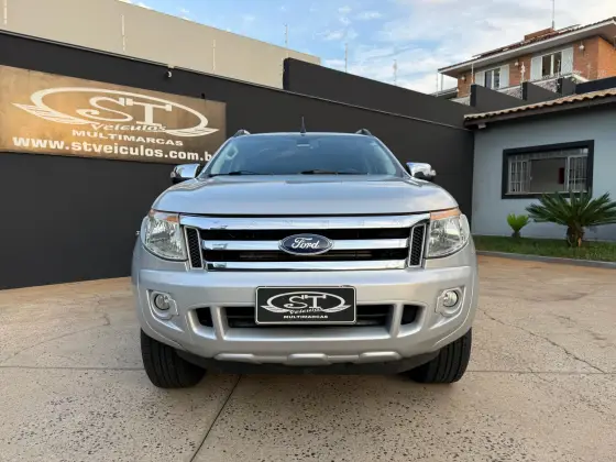 FORD RANGER 3.2 LIMITED 4X4 CD 20V DIESEL 4P AUTOMÁTICO