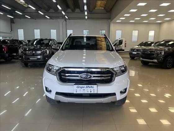 FORD RANGER 3.2 LIMITED 4X4 CD 20V DIESEL 4P AUTOMÁTICO